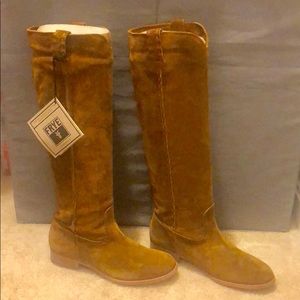 Frye Wheat Cara Tall Suede Boot - NEW, Size 8